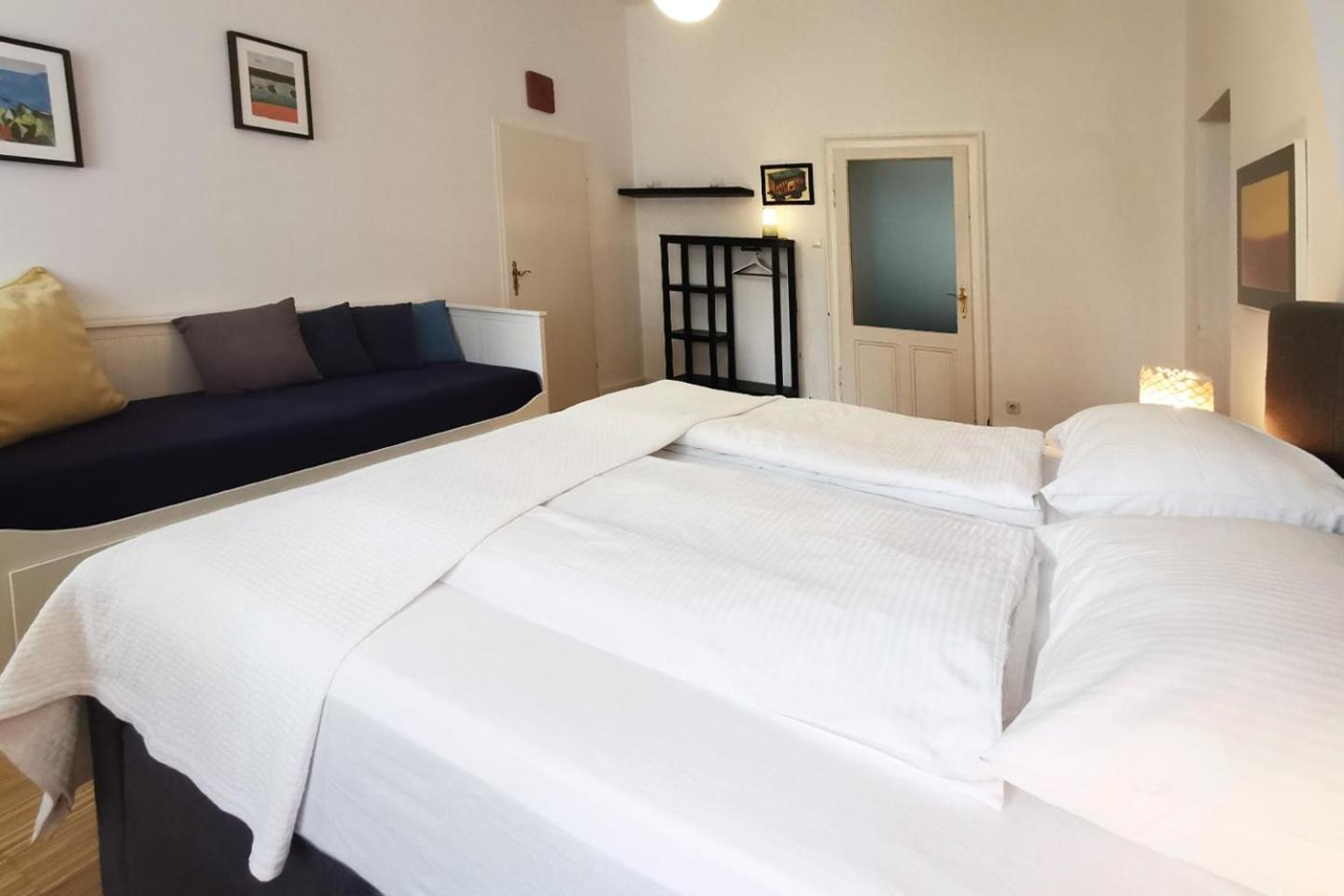 Vienna Palm Apartments Δωμάτιο φωτογραφία